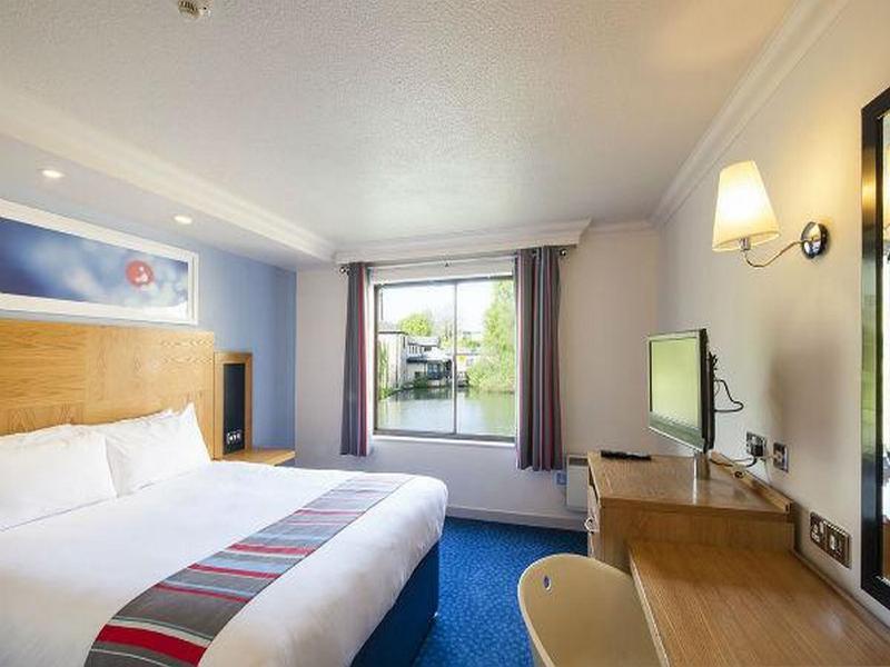 Travelodge Bath Waterside Extérieur photo