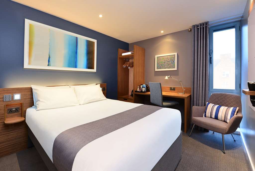 Travelodge Bath Waterside Chambre photo